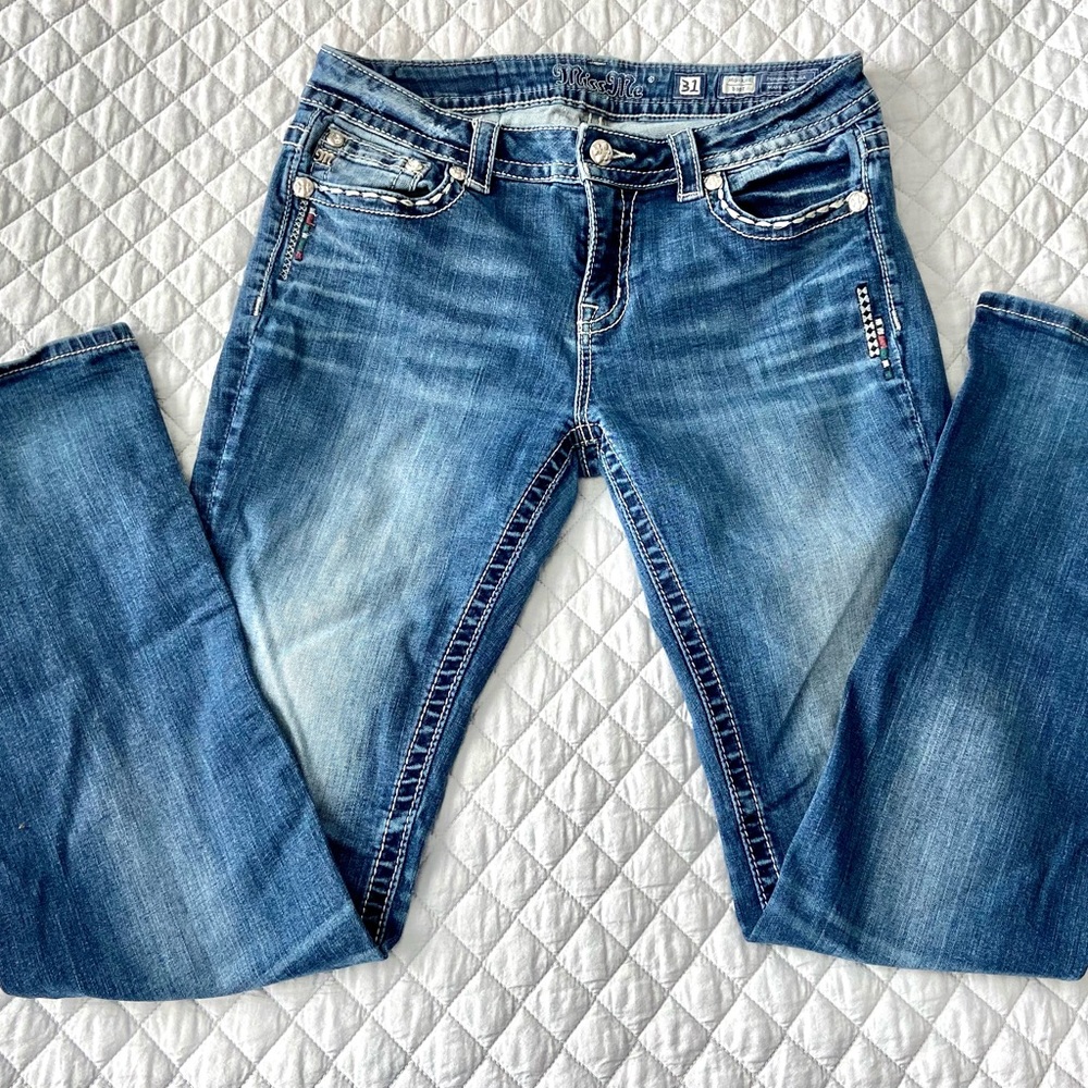 Miss Me Jeans 👖 Faded Bootcut 31 x 34 Tribal Embellishments 💕
